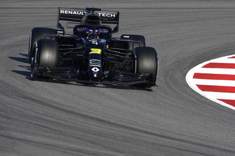  Renault R.S.20 with a Special Test Livery 2020 года  (фото 3 из 7)
